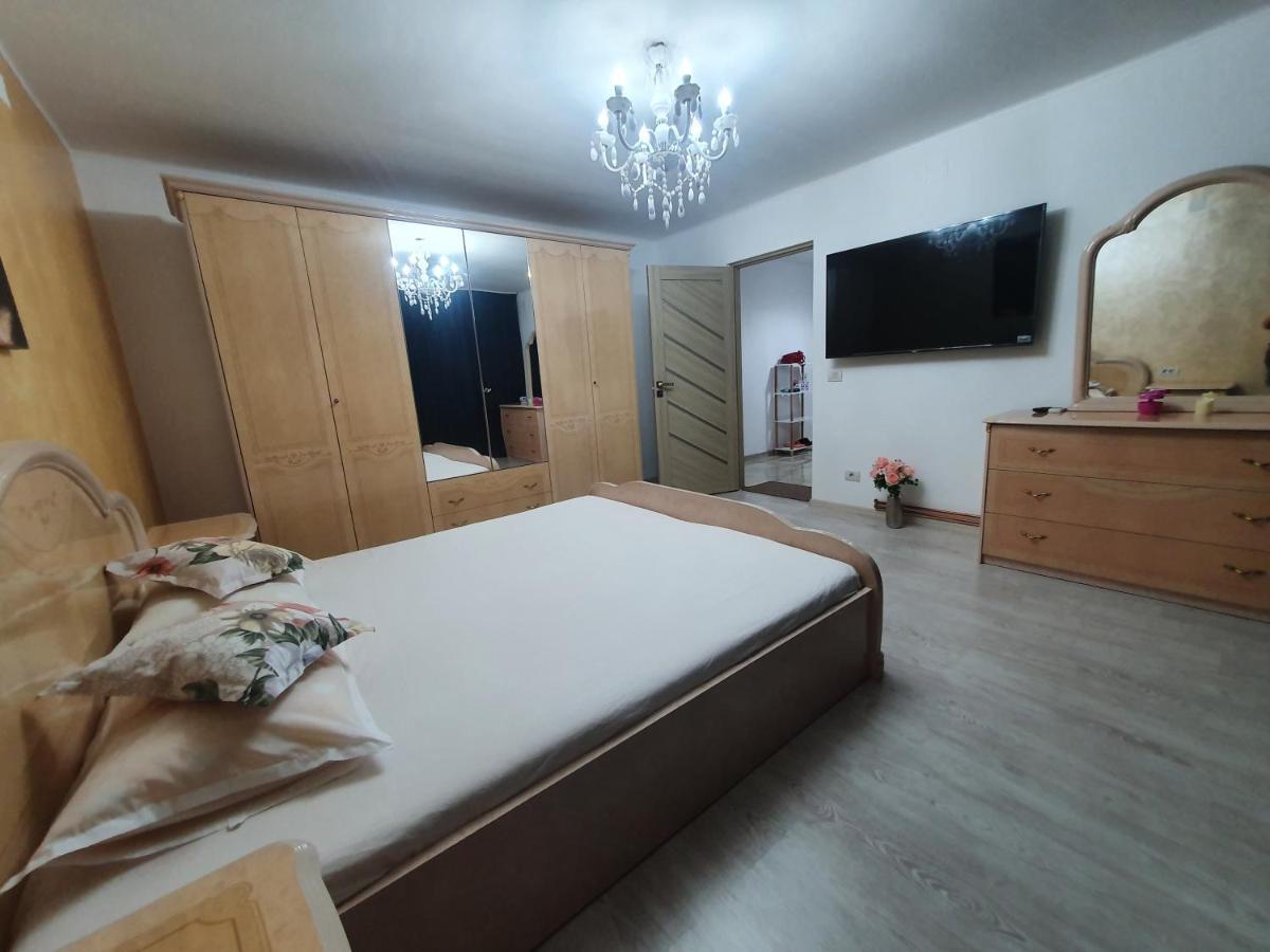 Kriss Apartment Luxury Târgu Jiu 외부 사진
